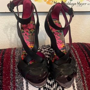 Betseyville by Betsey Johnson Black Open Toe Heels Size 7.5